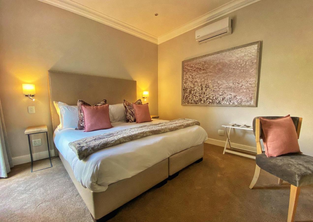 The Northcliff Boutique Hotel ヨハネスブルグ エクステリア 写真