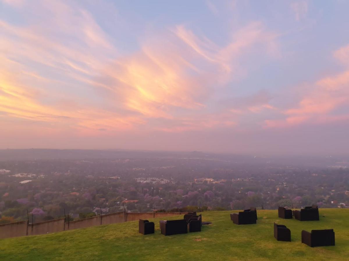 The Northcliff Boutique Hotel ヨハネスブルグ エクステリア 写真